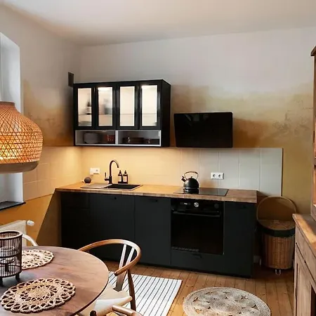 Mediterrane Altbauwohnung Neuss
